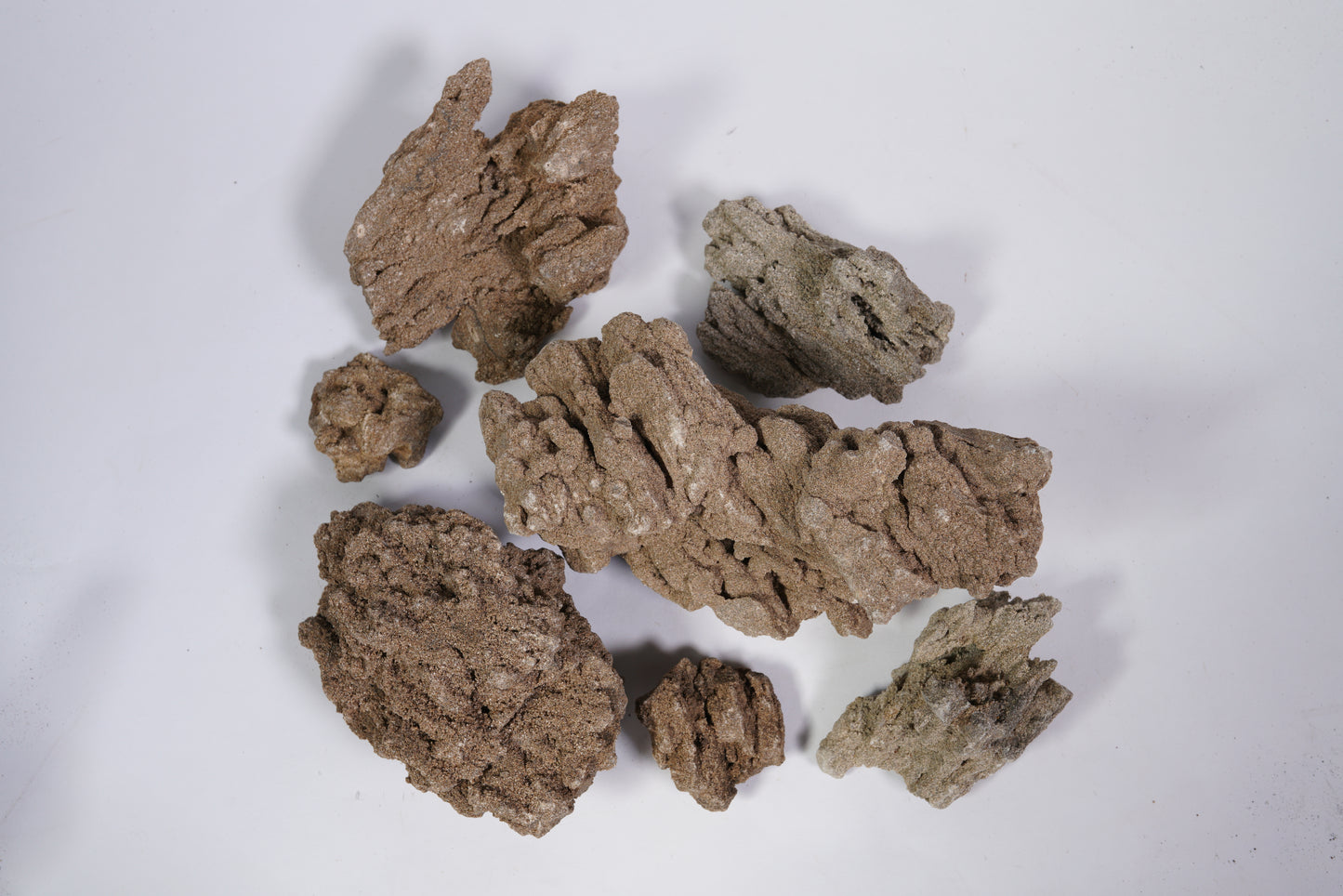 LANDEN Mountain Stone Natural Rocks for Aquarium (18lbs,3-9 inches)10-11pcs