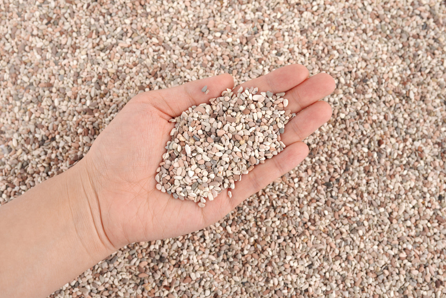 LANDEN Betanu Aquascape Sand,Light Colored Gravel 2-3mm 2L (7lbs)